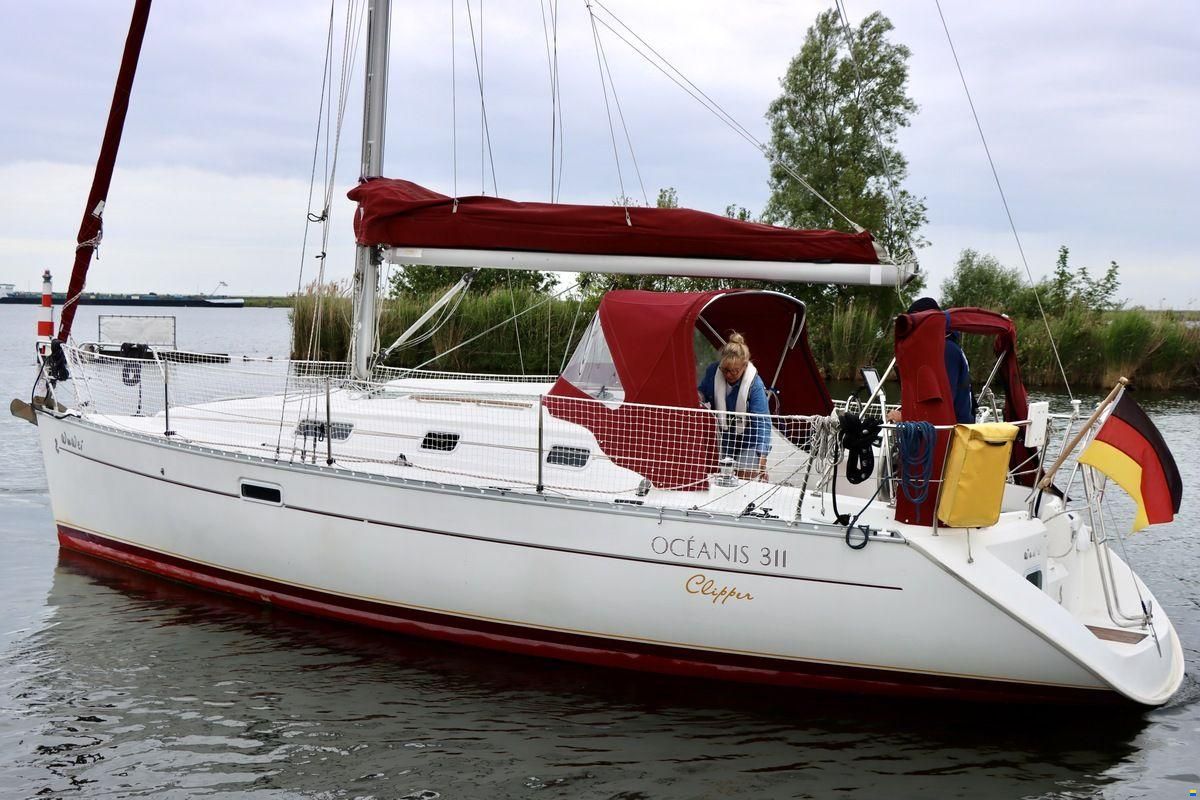 Beneteau Oceanis 311 Clipper