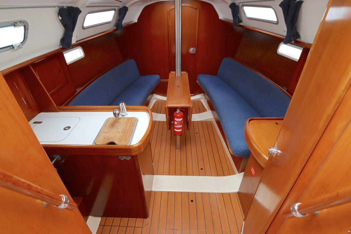 Beneteau Oceanis 311 Clipper