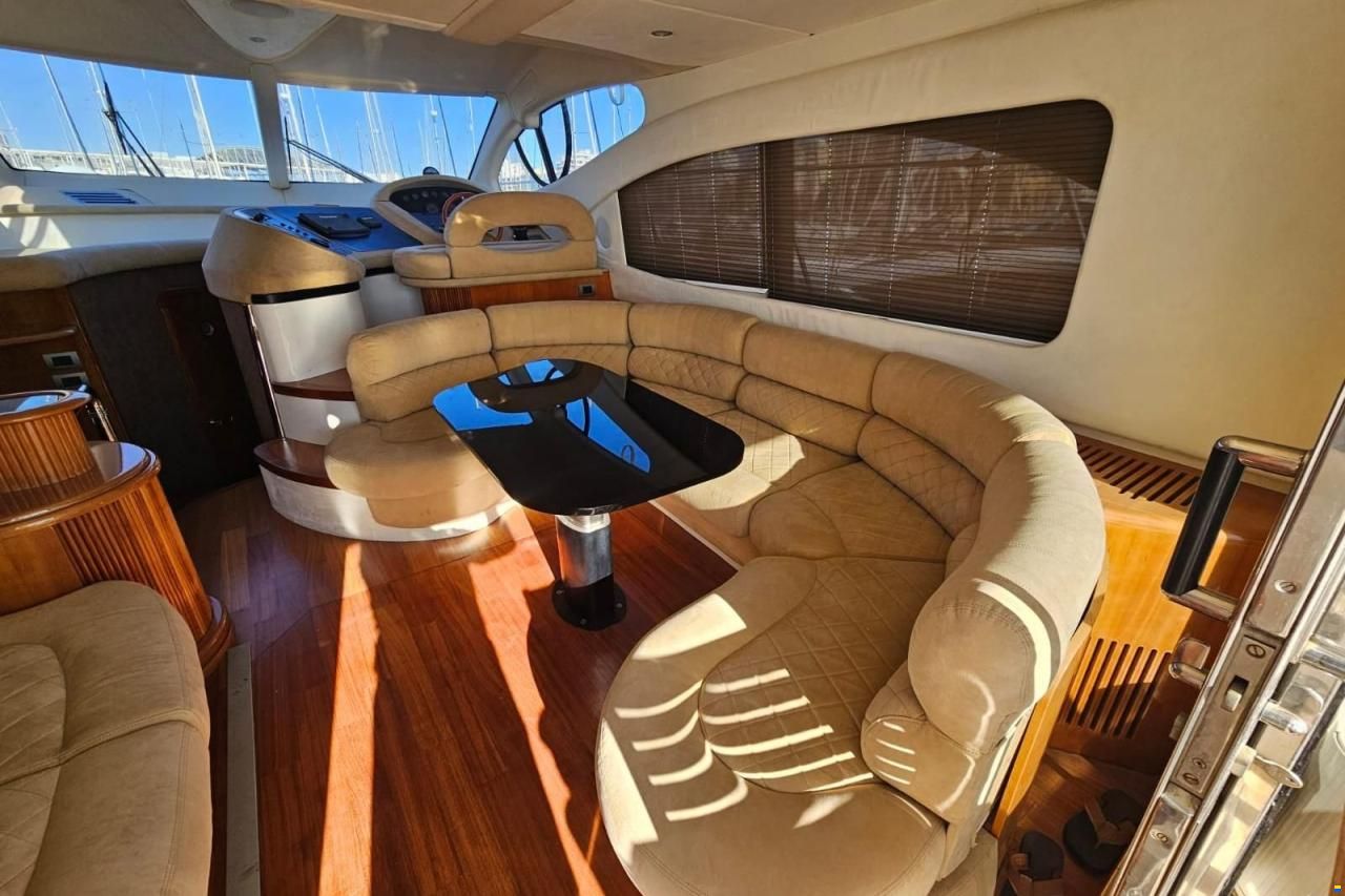 Azimut 46