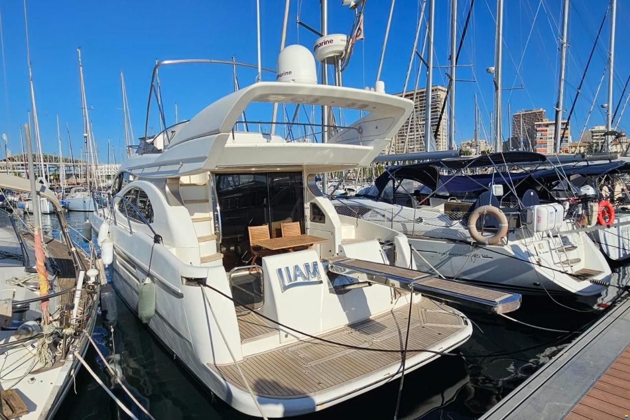 Azimut 46