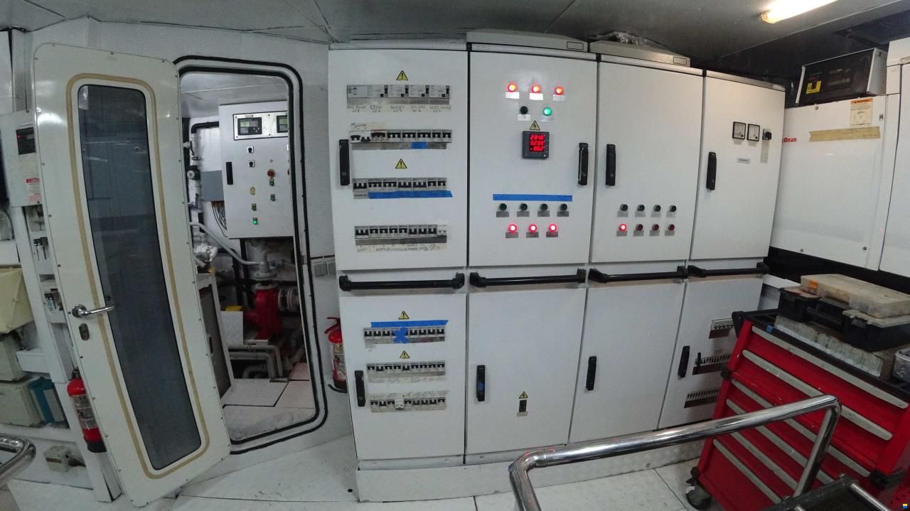 Numarine 102 Flybridge
