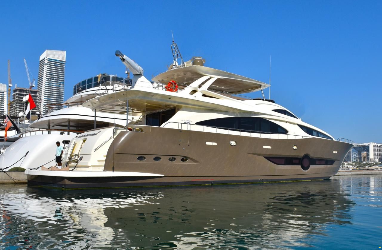 Numarine 102 Flybridge