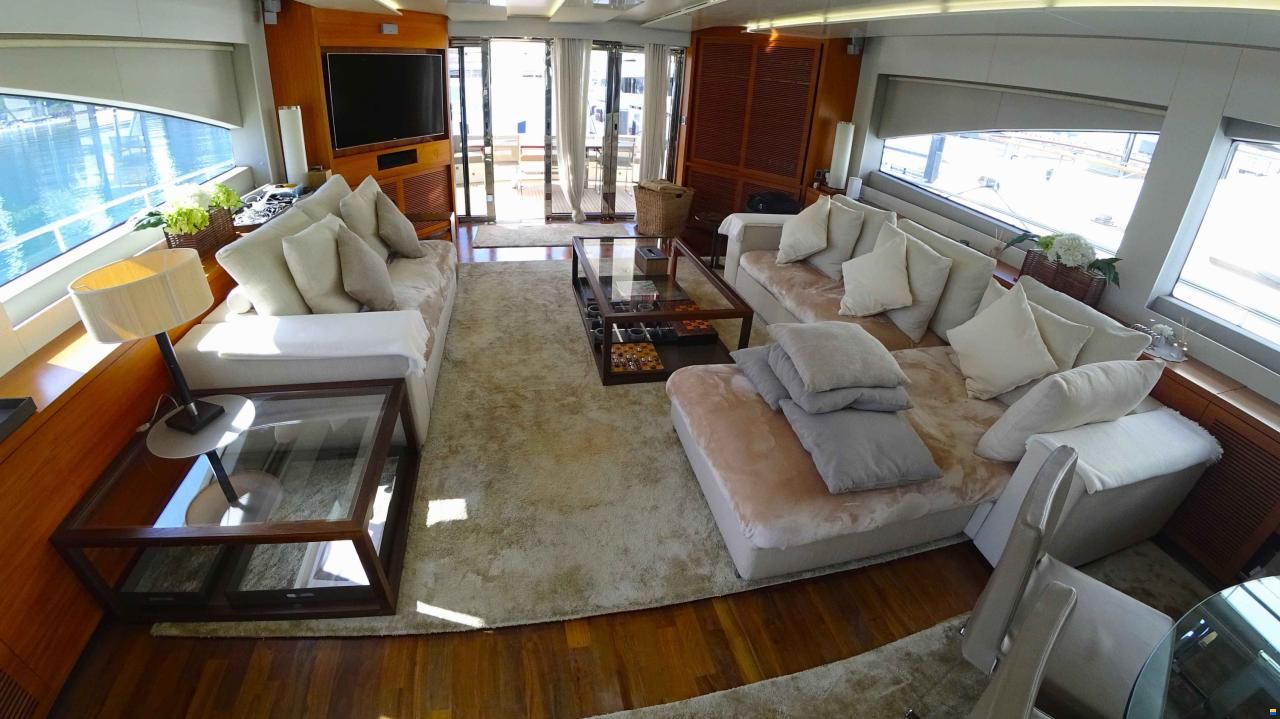 Numarine 102 Flybridge