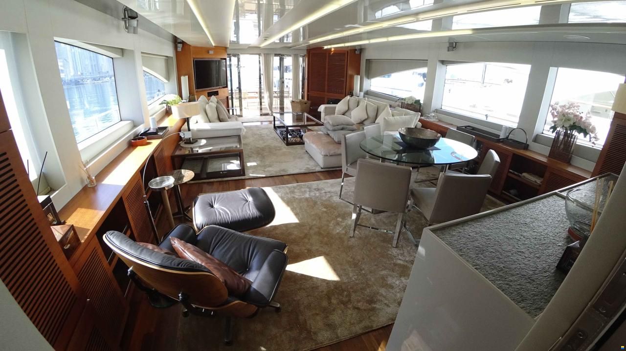 Numarine 102 Flybridge