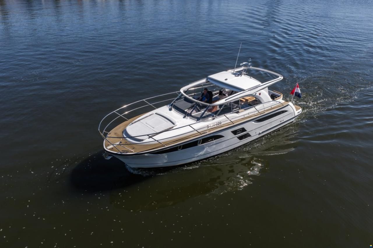 Marex 360 Cabriolet Cruiser