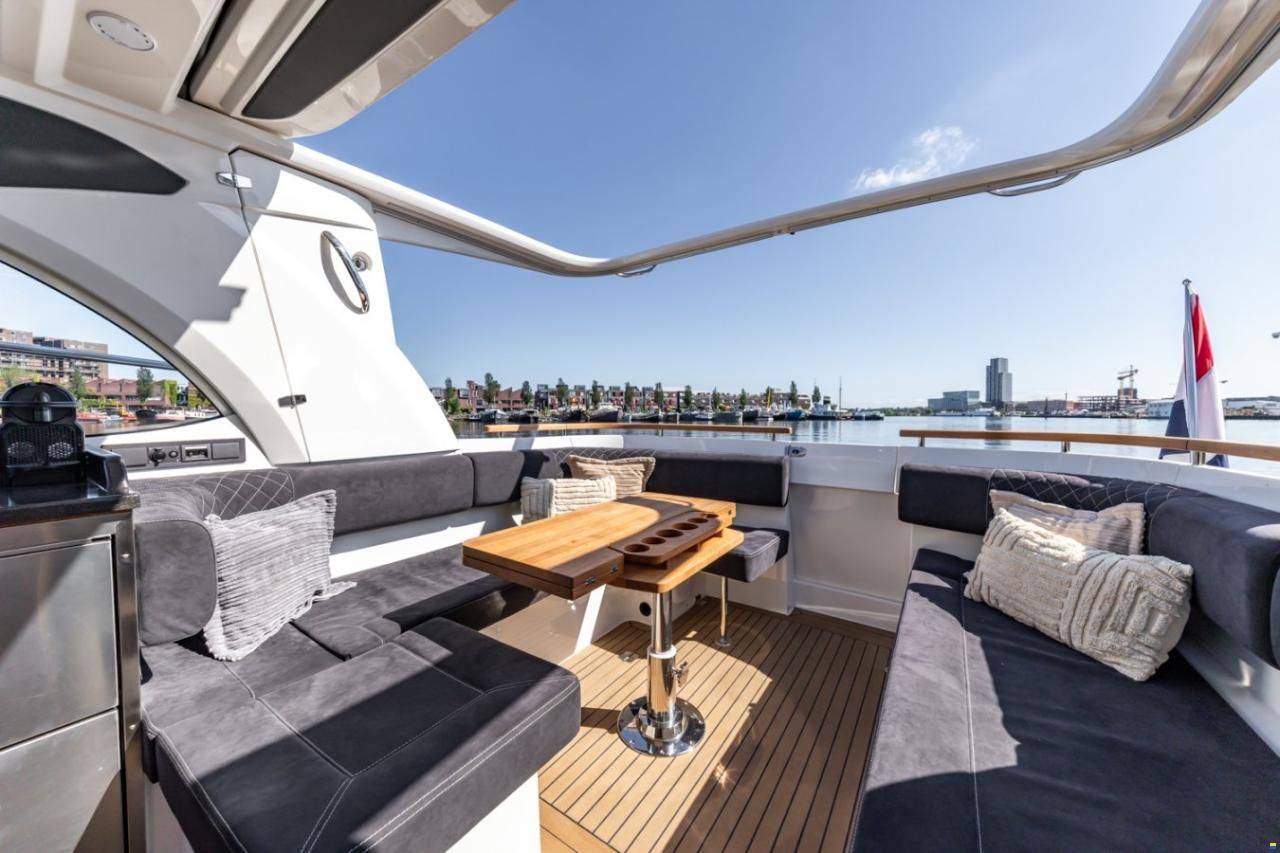 Marex 360 Cabriolet Cruiser