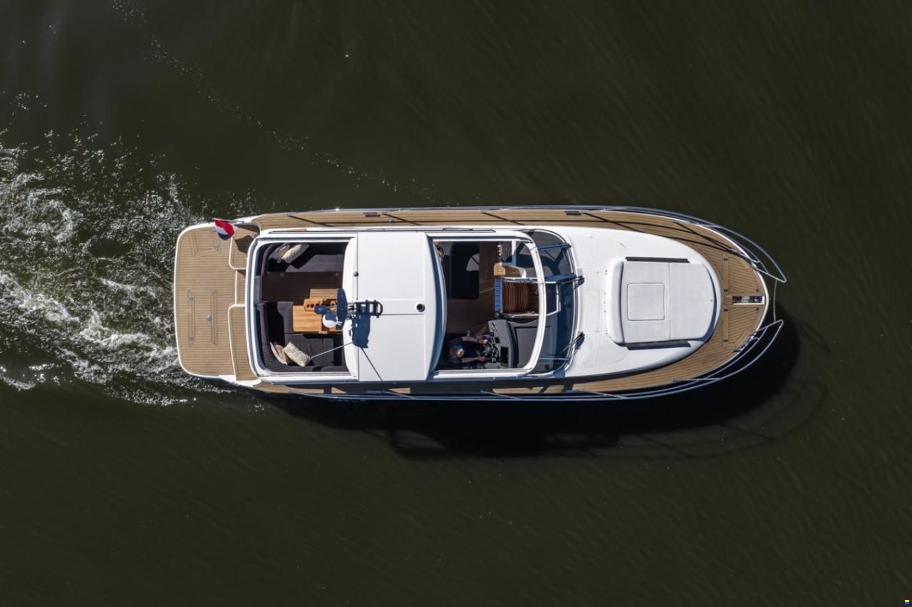 Marex 360 Cabriolet Cruiser