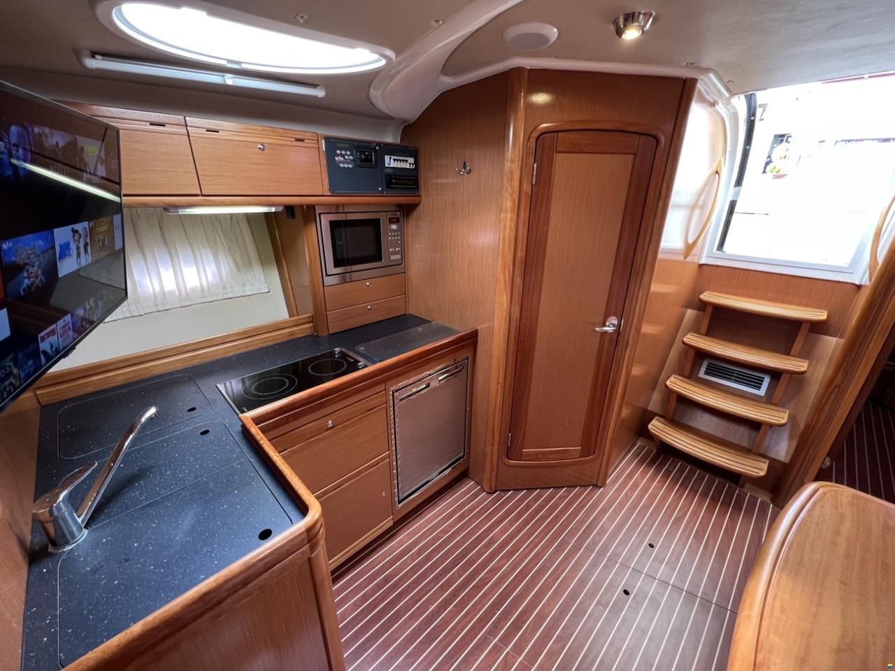Bavaria 37 HT