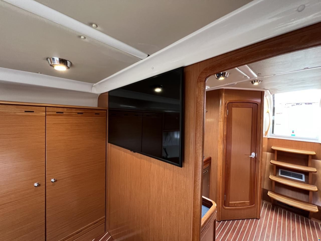 Bavaria 37 HT