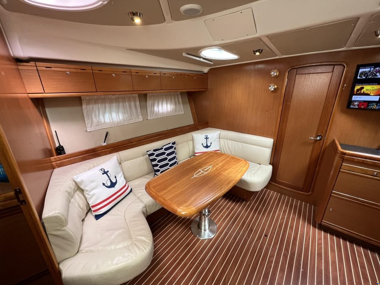 Bavaria 37 HT