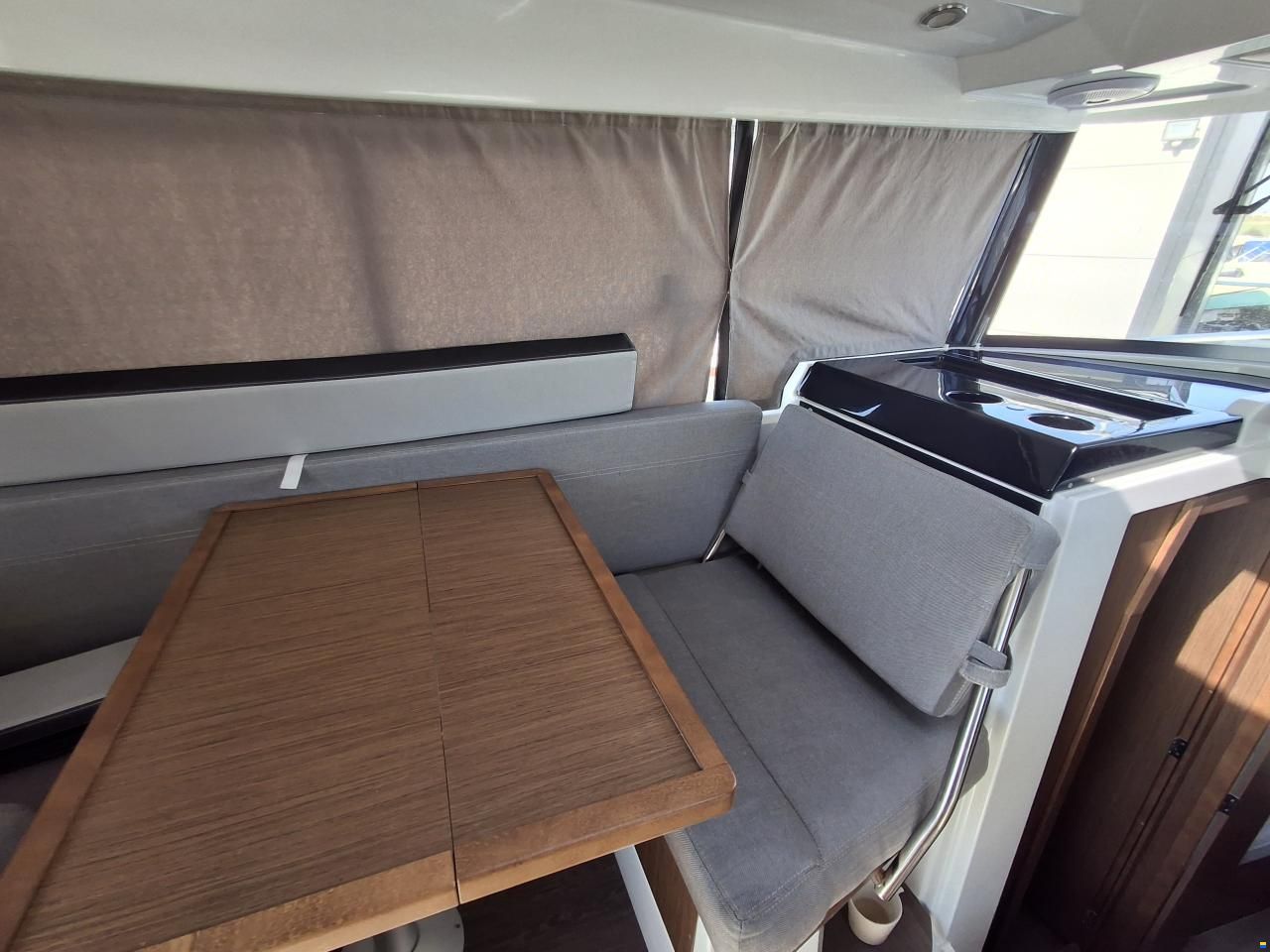 Jeanneau Merry Fisher 895