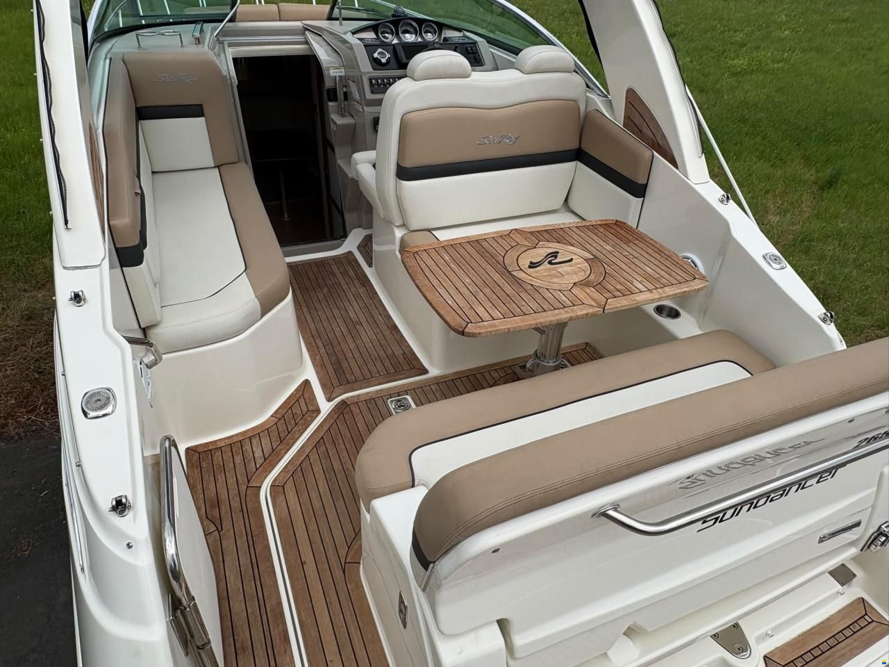 Sea Ray 265 Sundancer