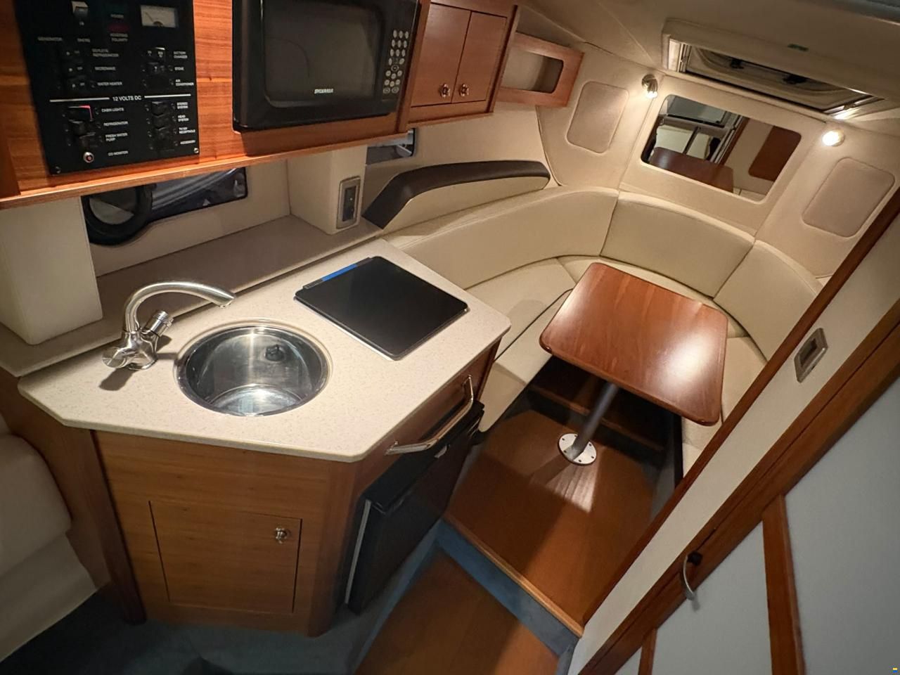 Sea Ray 265 Sundancer