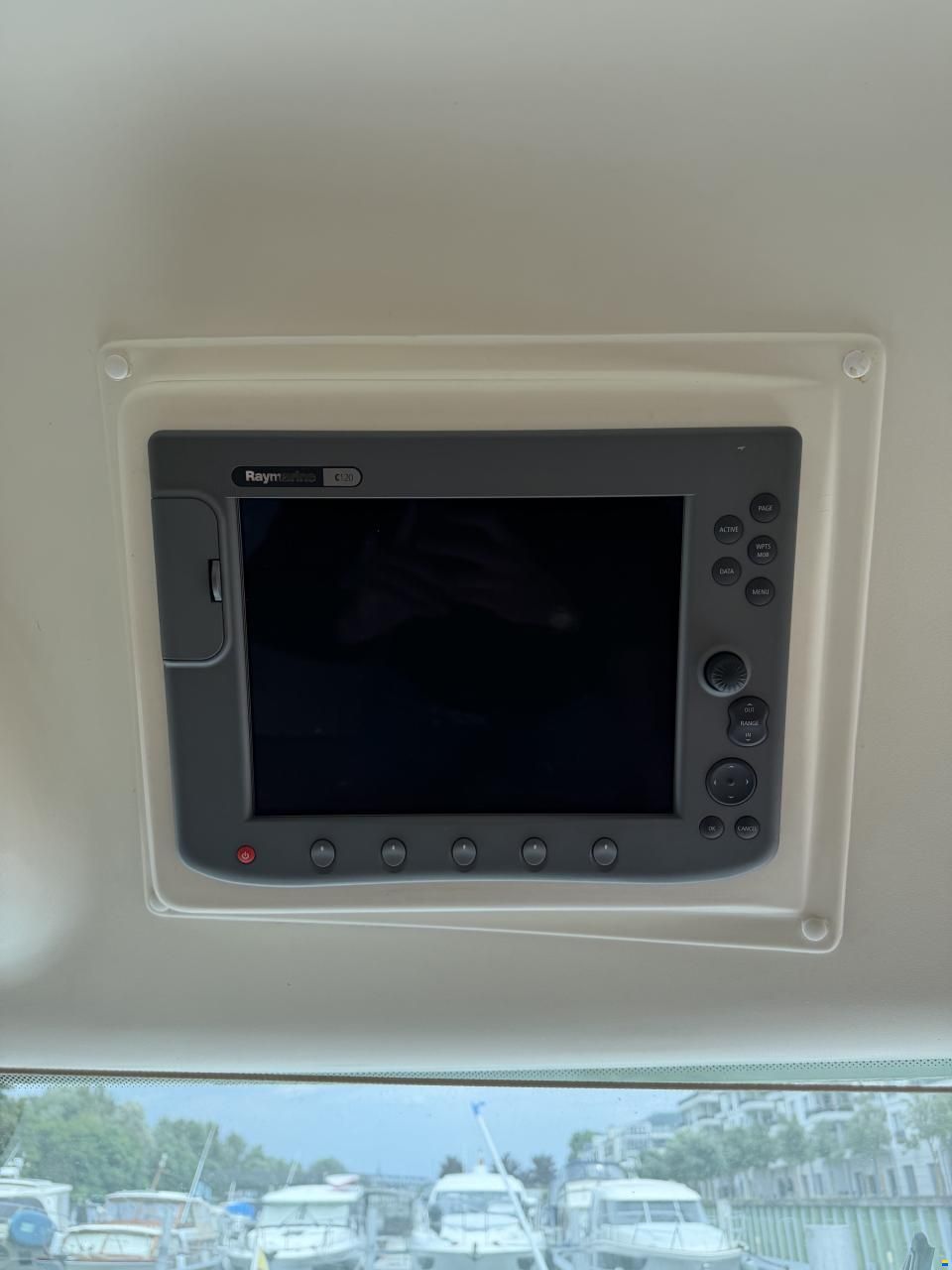 Prestige 36