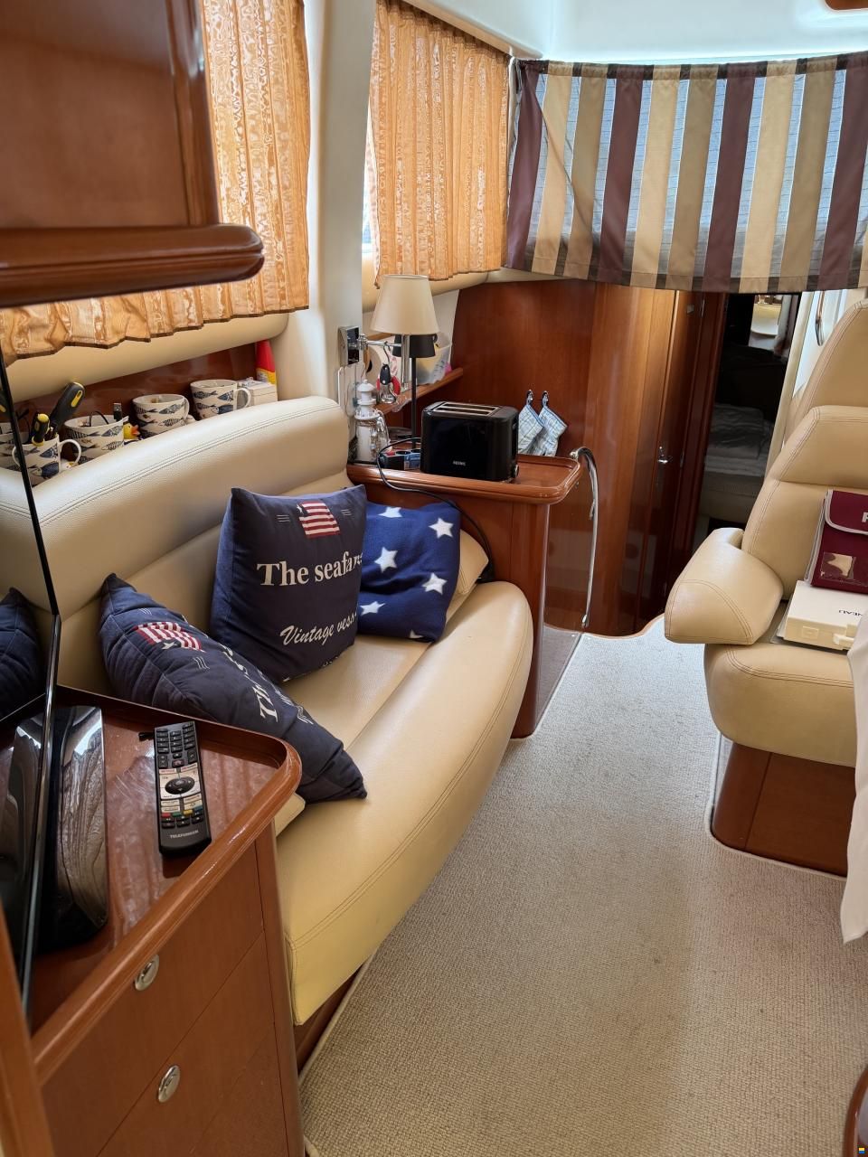 Prestige 36