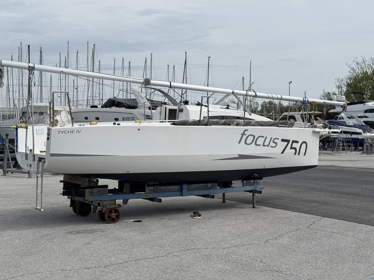 Sobusiak Yacht Yard Focus 750