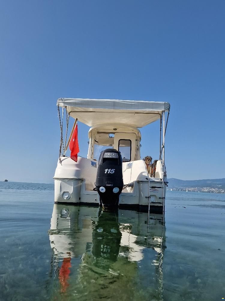 Quicksilver Weekend 640 Pilothouse