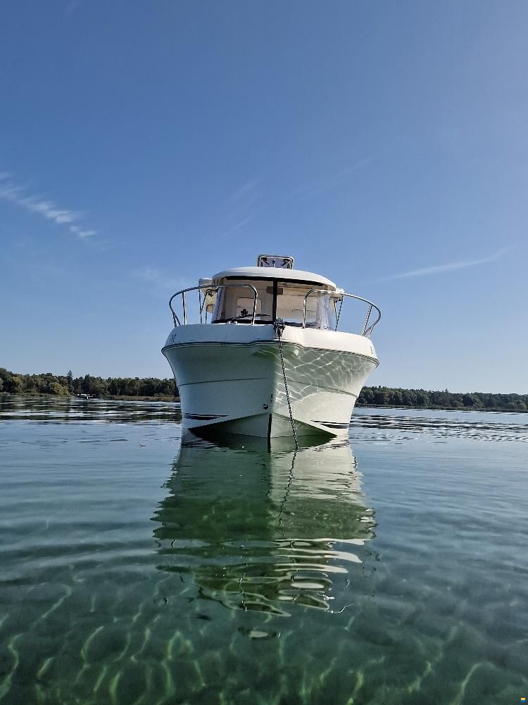 Quicksilver Weekend 640 Pilothouse