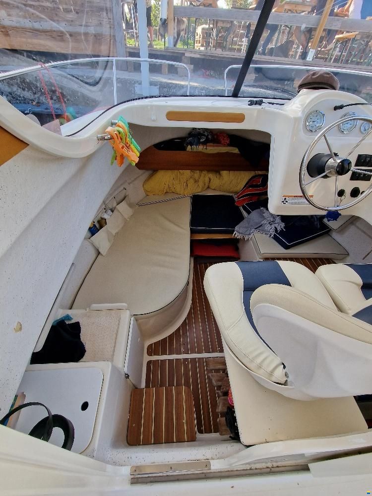 Quicksilver Weekend 640 Pilothouse