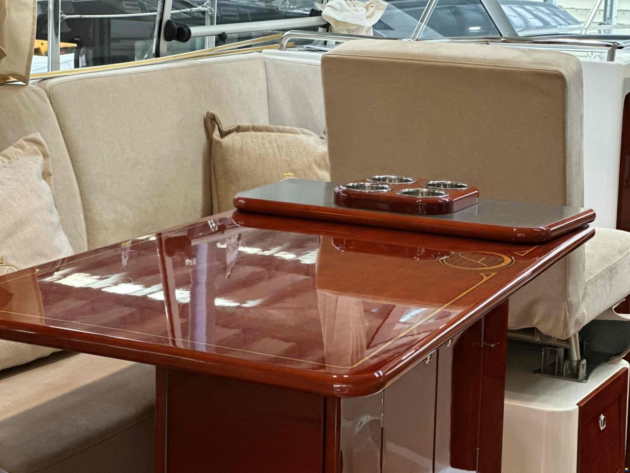 Bella AQUADOR 35C
