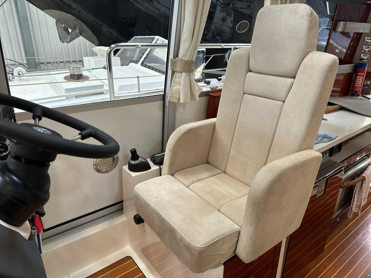 Bella AQUADOR 35C