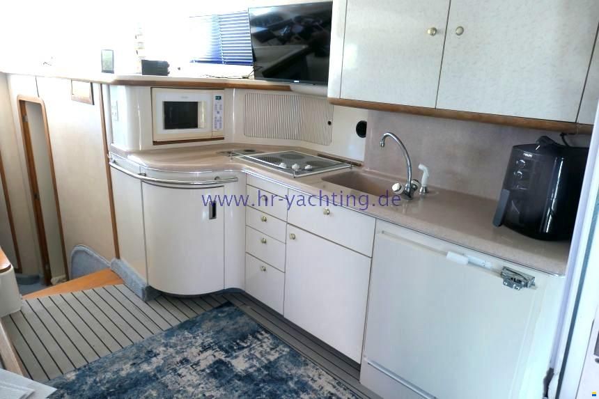 Sea Ray 400 Sedan Fly