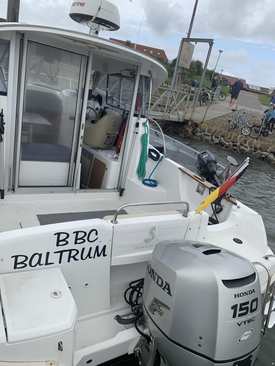 Beneteau Antares 750