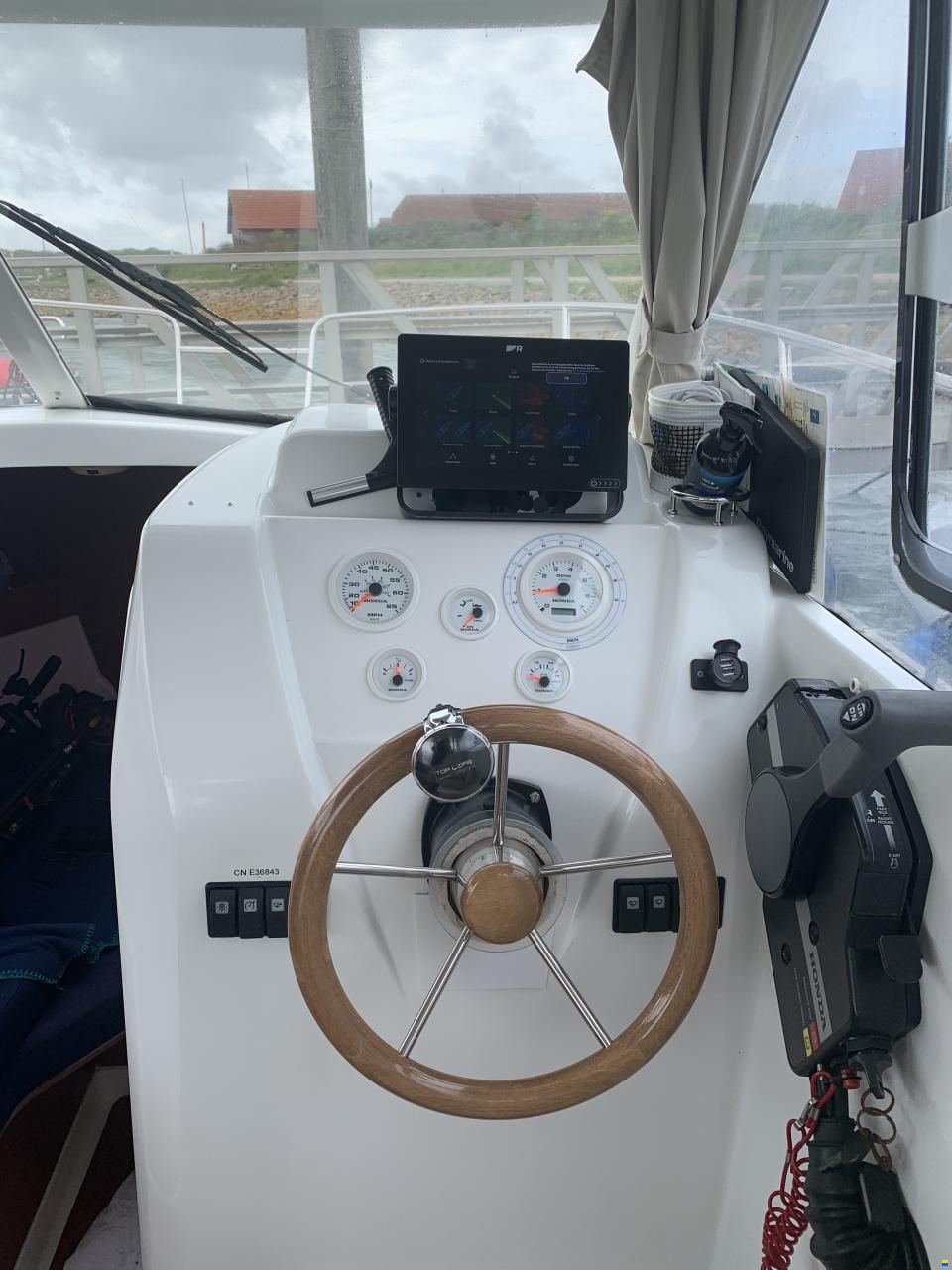 Beneteau Antares 750