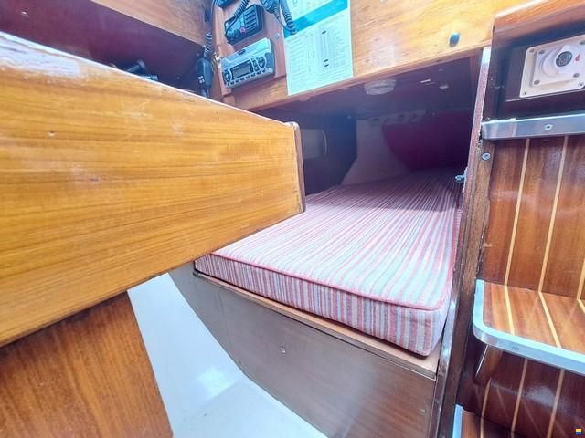 Dufour 3800