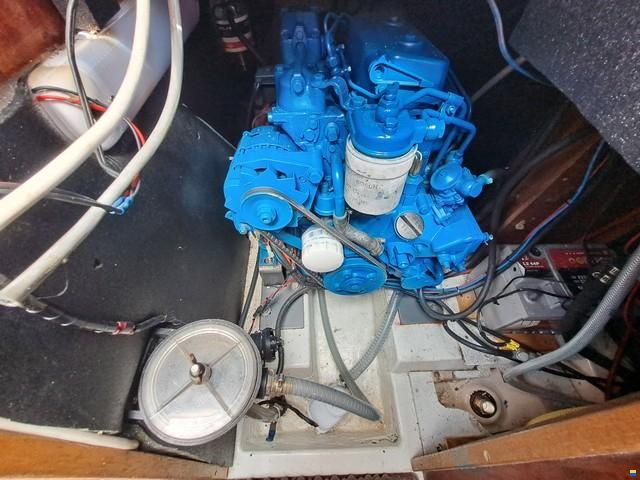 Dufour 3800