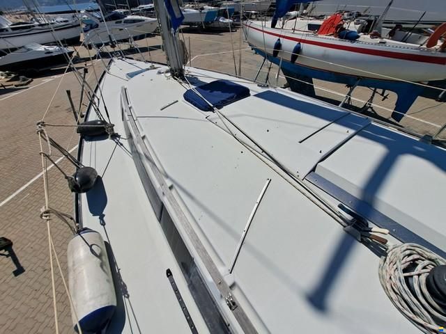 Dufour 3800