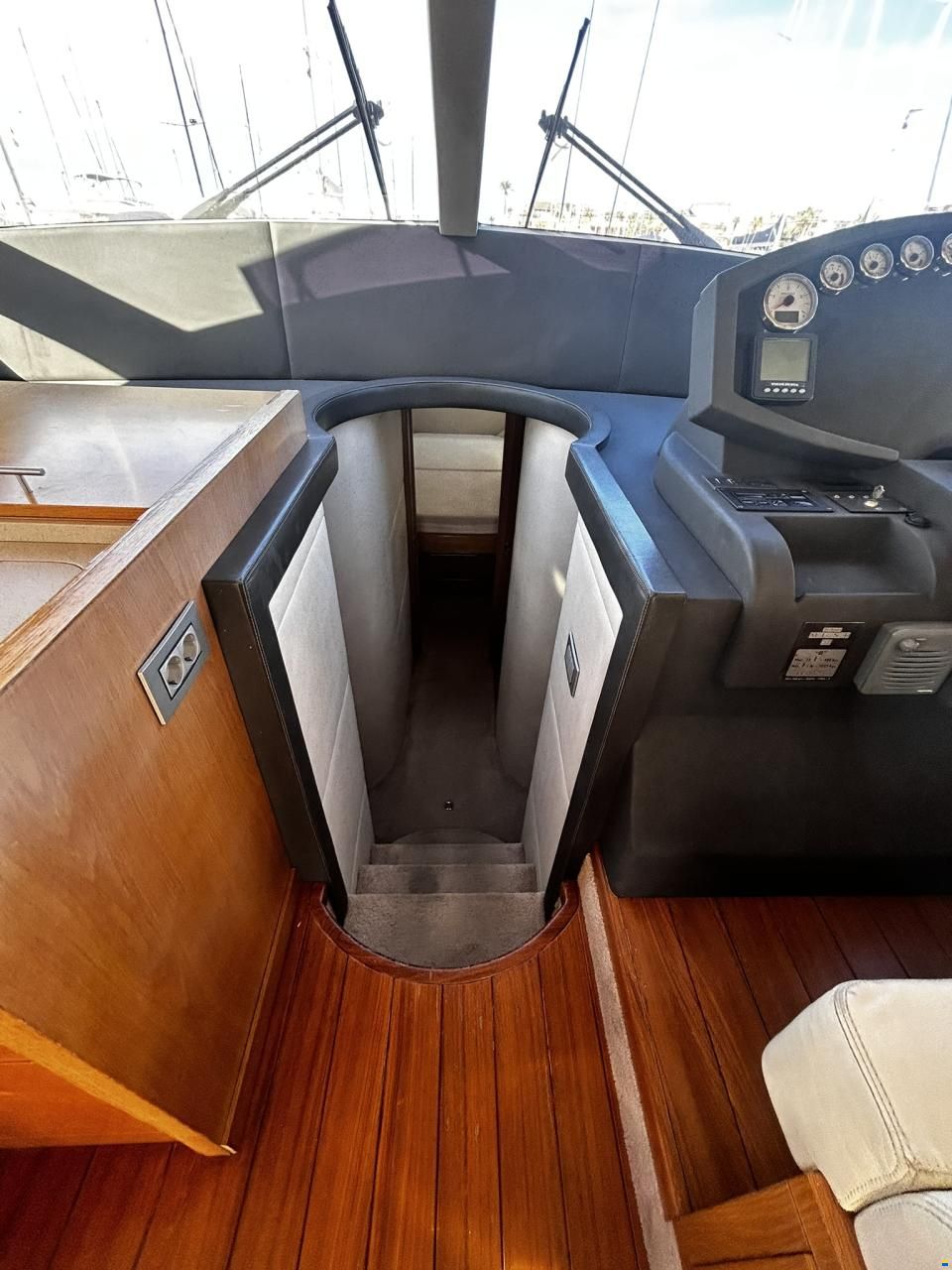 Rodman Muse 44