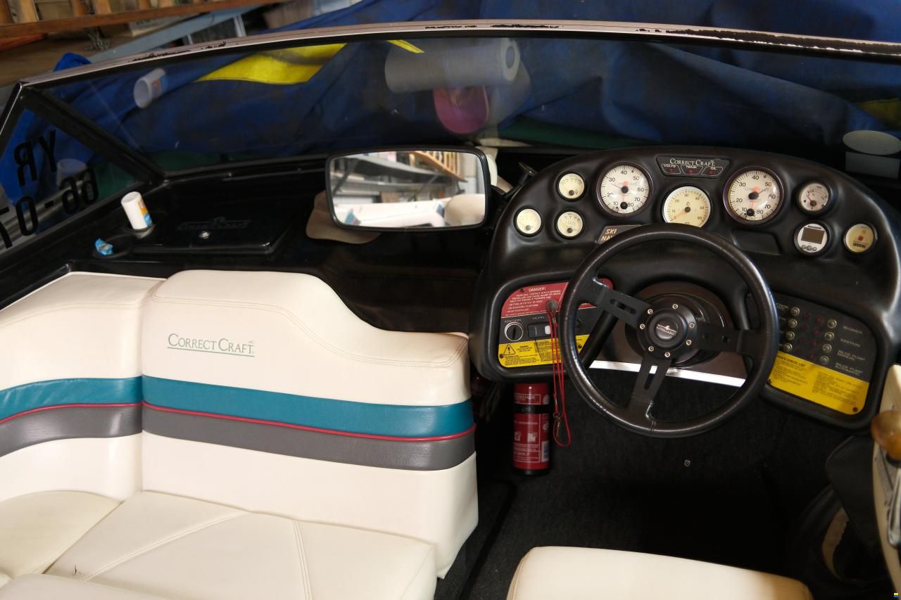 Correct Craft Ski Nautique 90