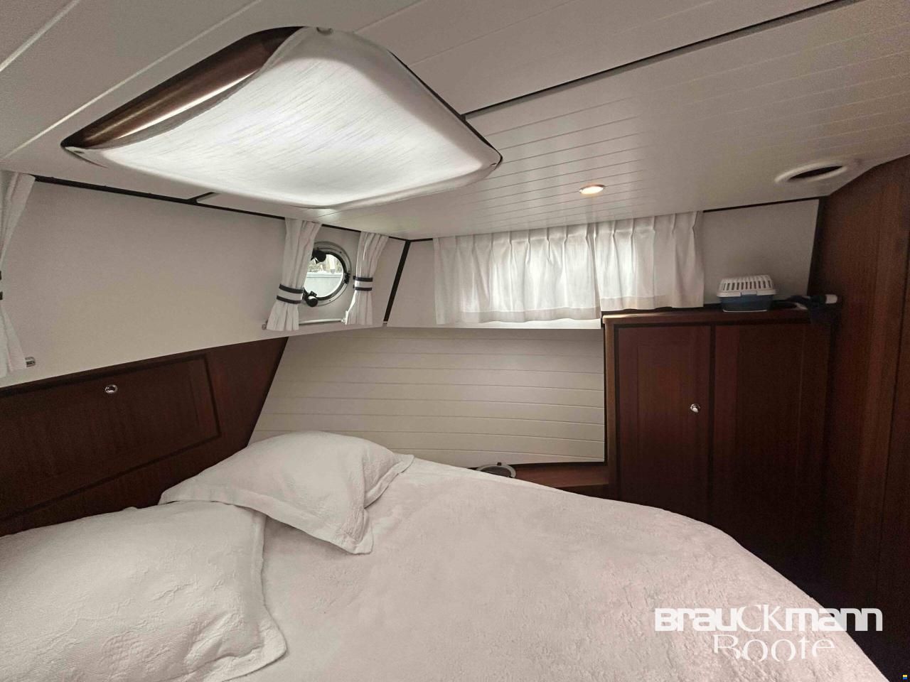 Linssen CLASSIC STURDY 28 SEDAN