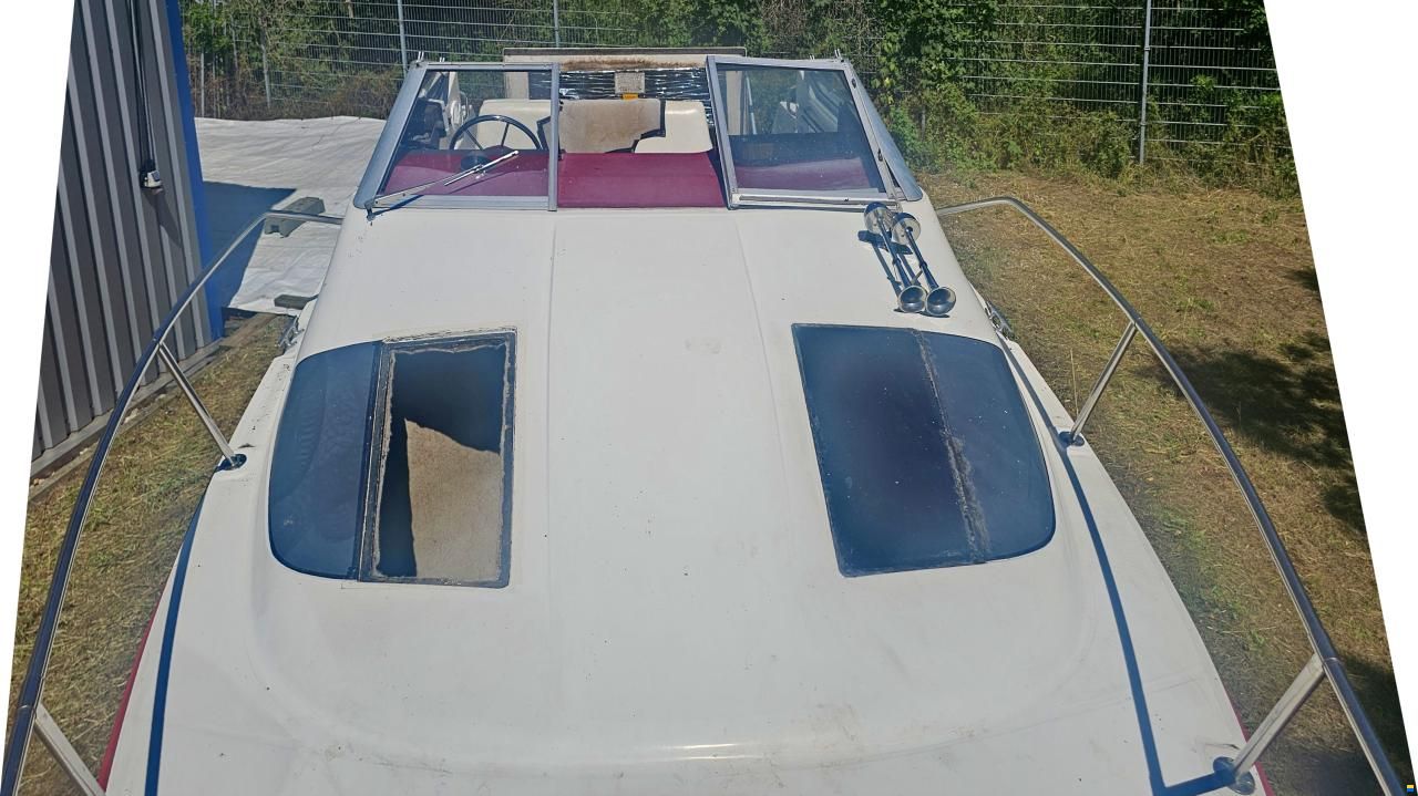 Maxum 2300 SCR