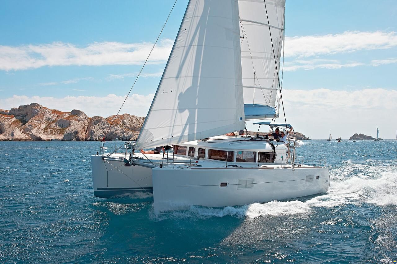 Lagoon 400