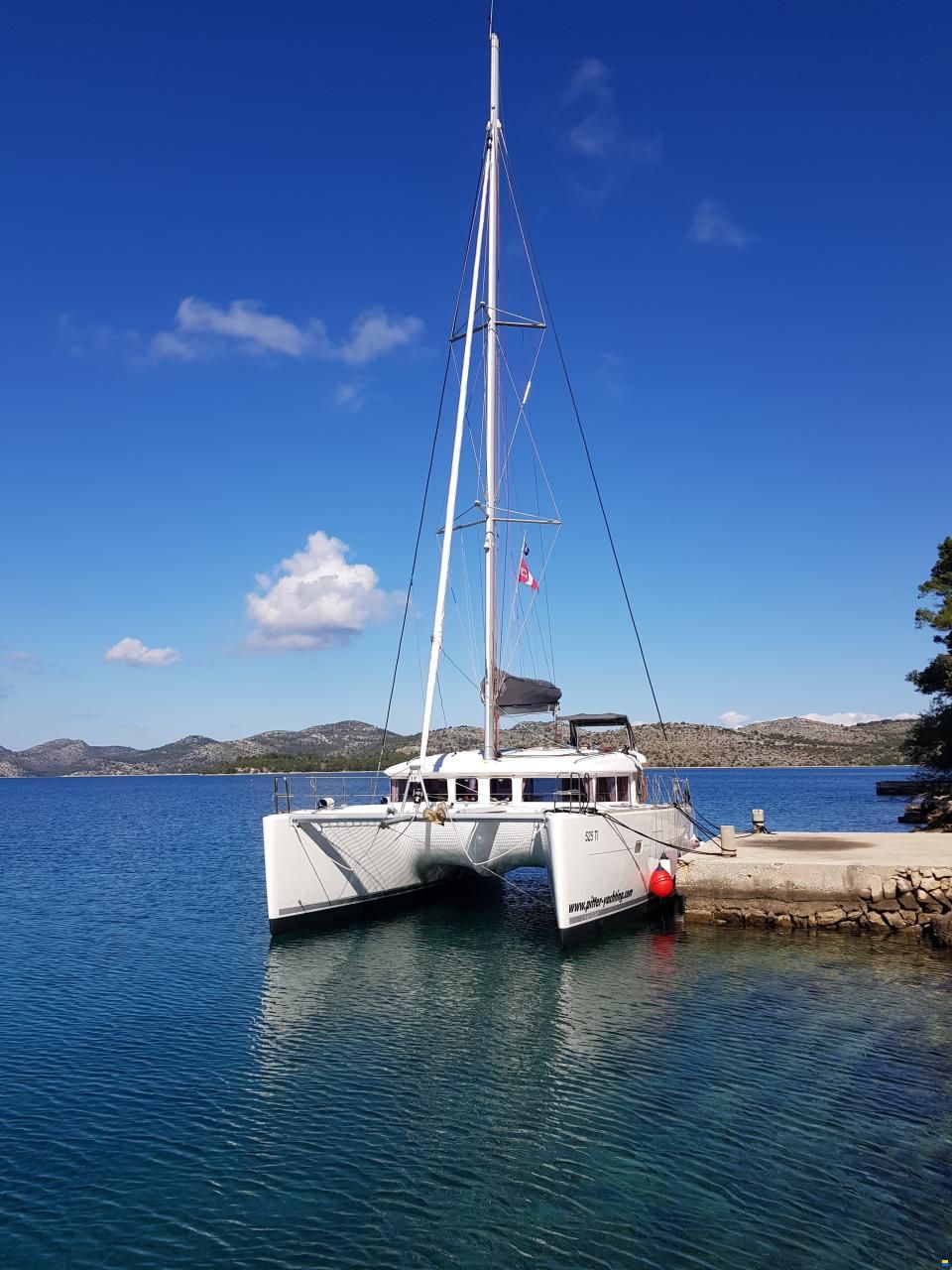 Lagoon 400
