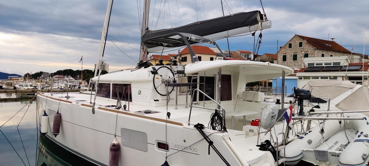 Lagoon 400