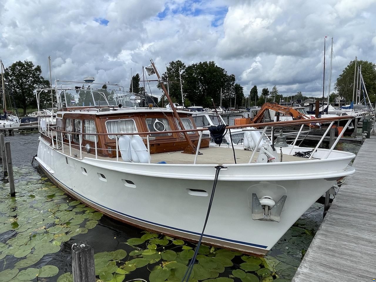 Super van Craft 1400