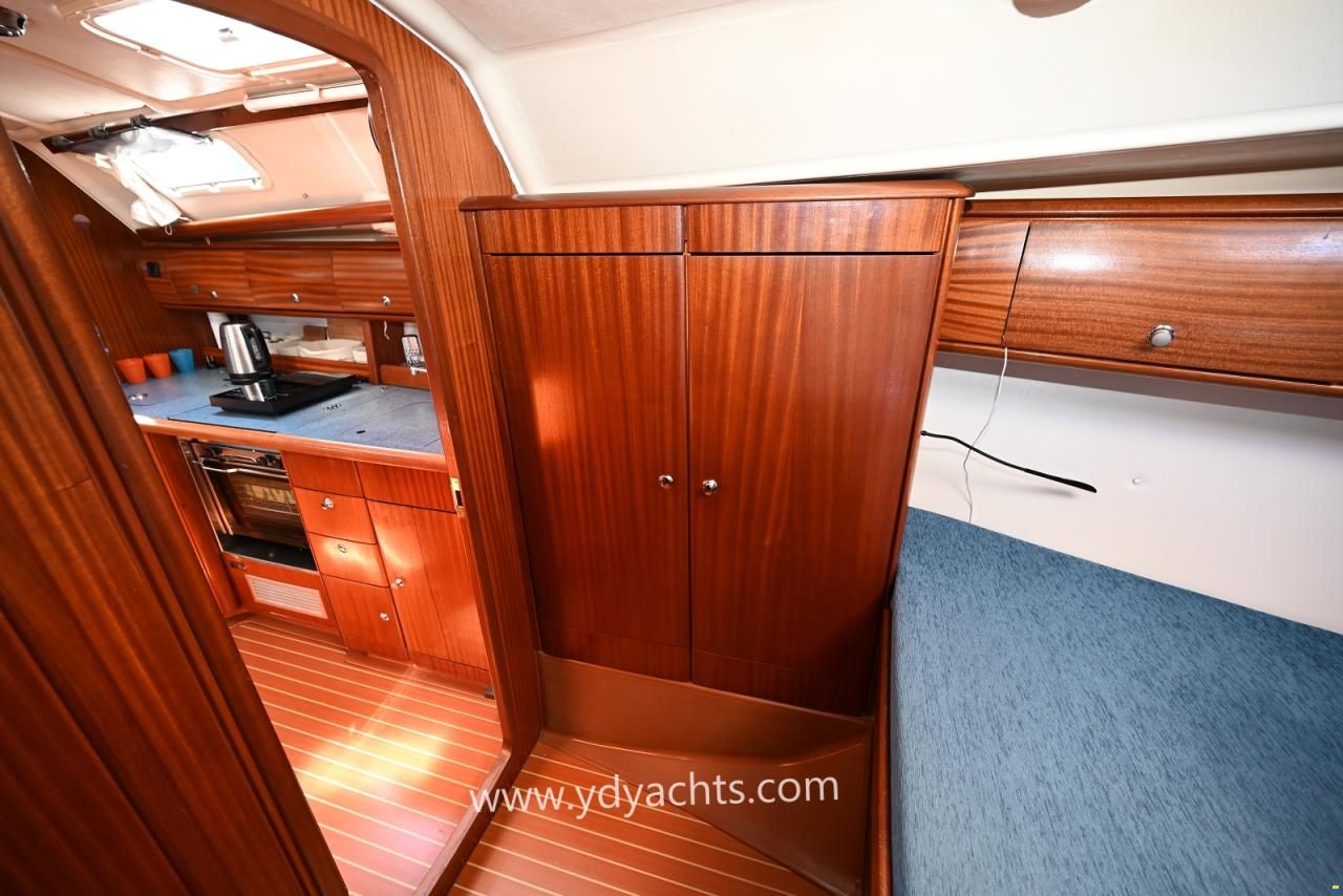 Bavaria 38