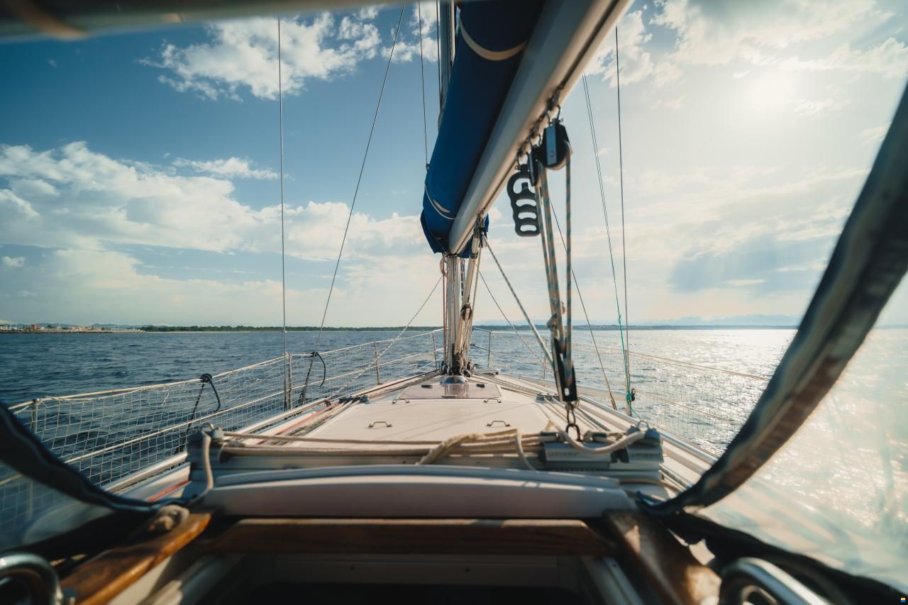 Beaconax Yachtbau GmbH Bavaria 36AC