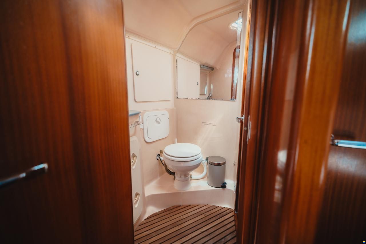 Beaconax Yachtbau GmbH Bavaria 36AC