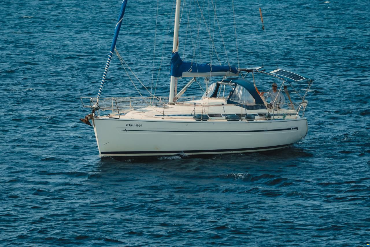 Beaconax Yachtbau GmbH Bavaria 36AC