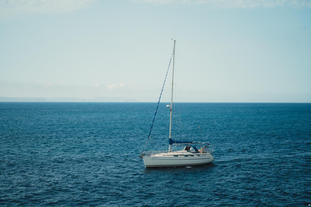 Beaconax Yachtbau GmbH Bavaria 36AC