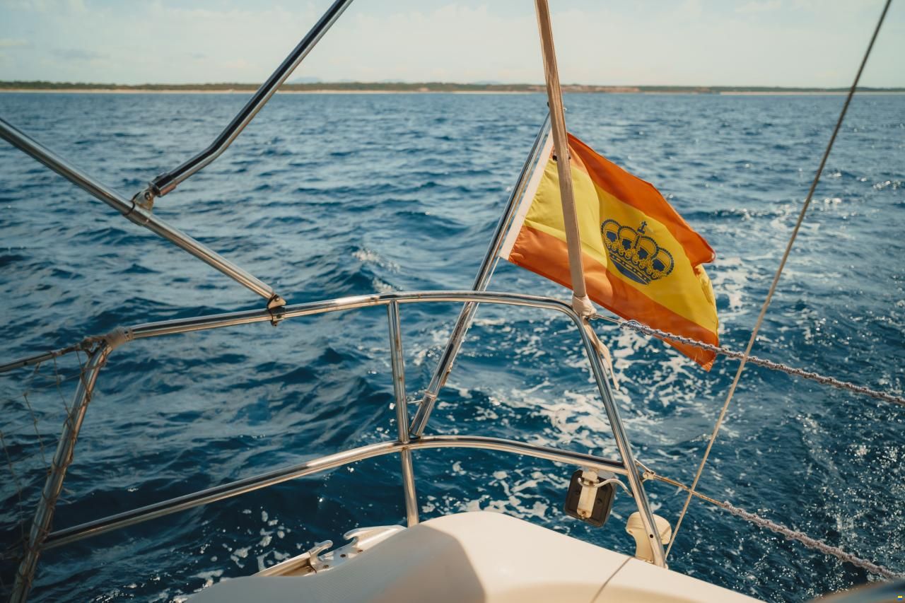 Beaconax Yachtbau GmbH Bavaria 36AC