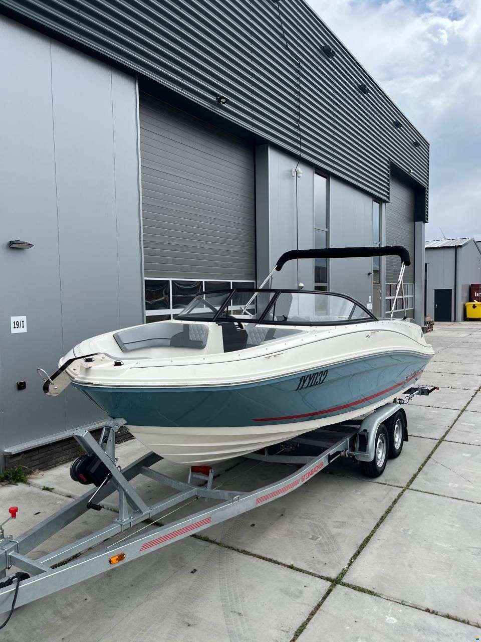 Bayliner VR5 E