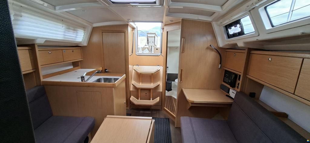 Bavaria CRUISER 34