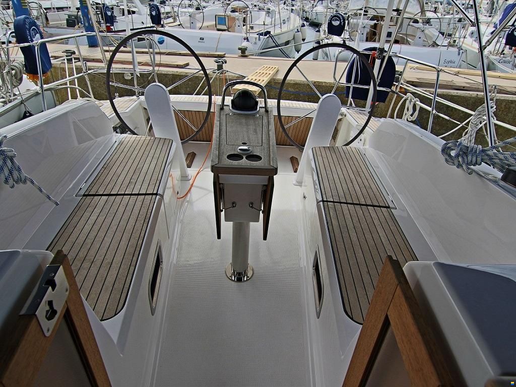 Bavaria CRUISER 41