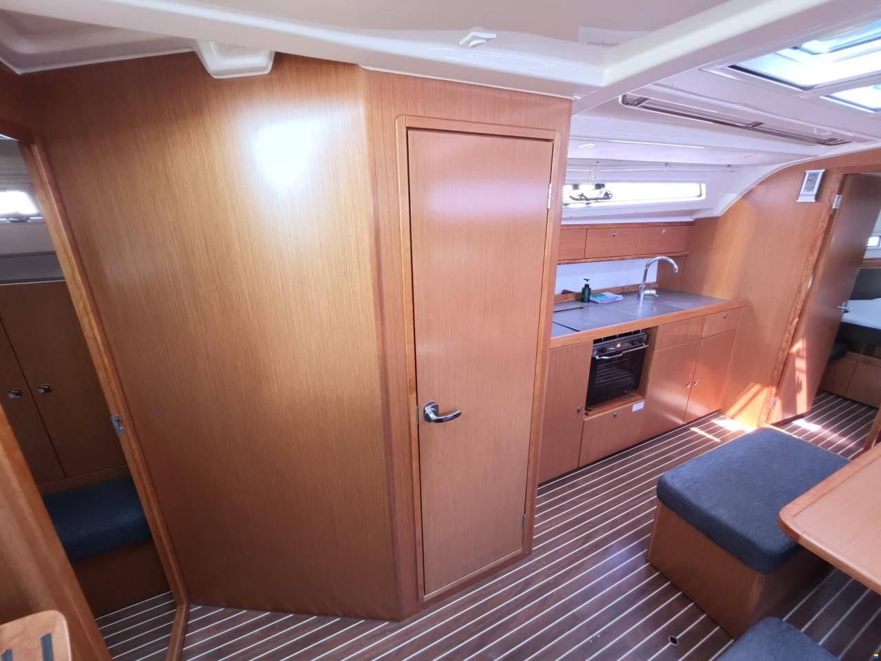 Bavaria CRUISER 41