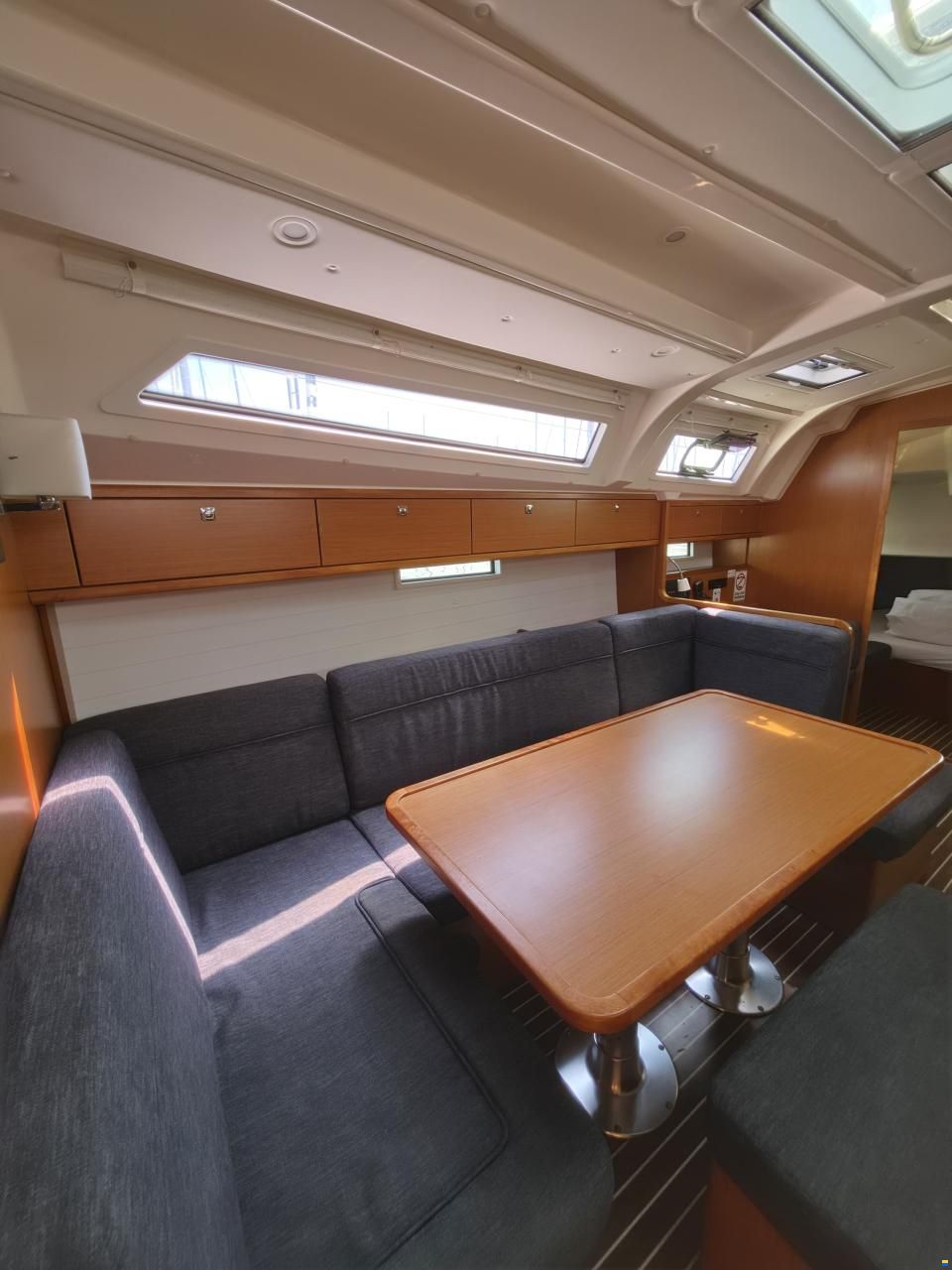 Bavaria CRUISER 41